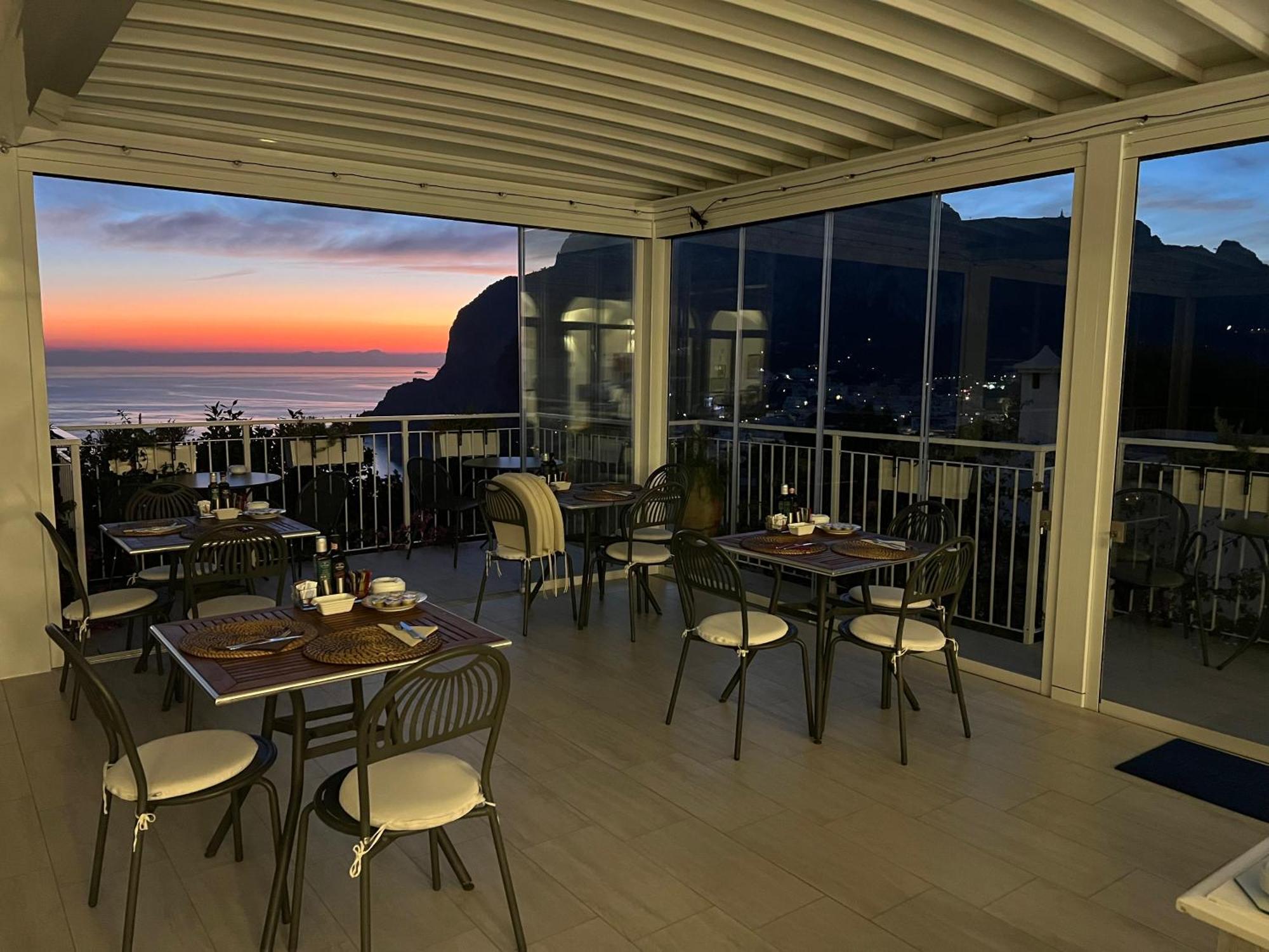 La Reginella Capri Hotel Exterior foto