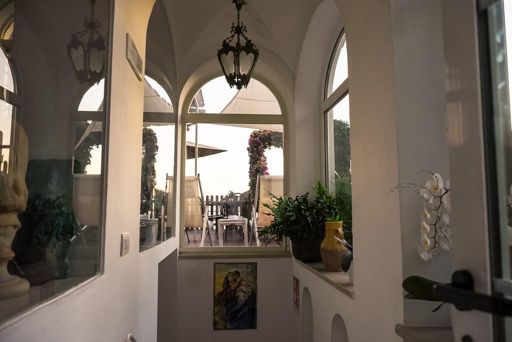 La Reginella Capri Hotel Exterior foto